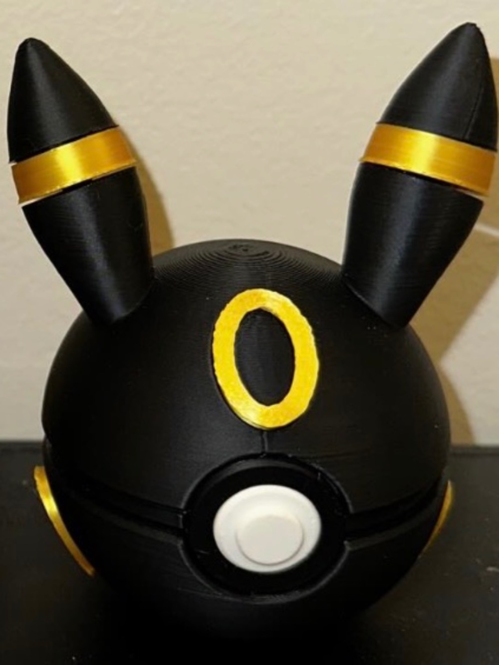 Dark Moonlight Fox Ball Display – 3D Printed Black & Gold Ring Creature Sphere